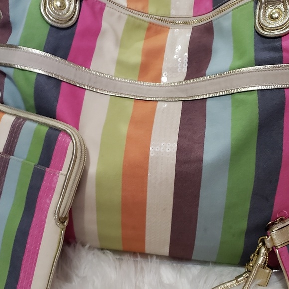 COACH POPPY Stripe Handbag set - Picture 5 of 5